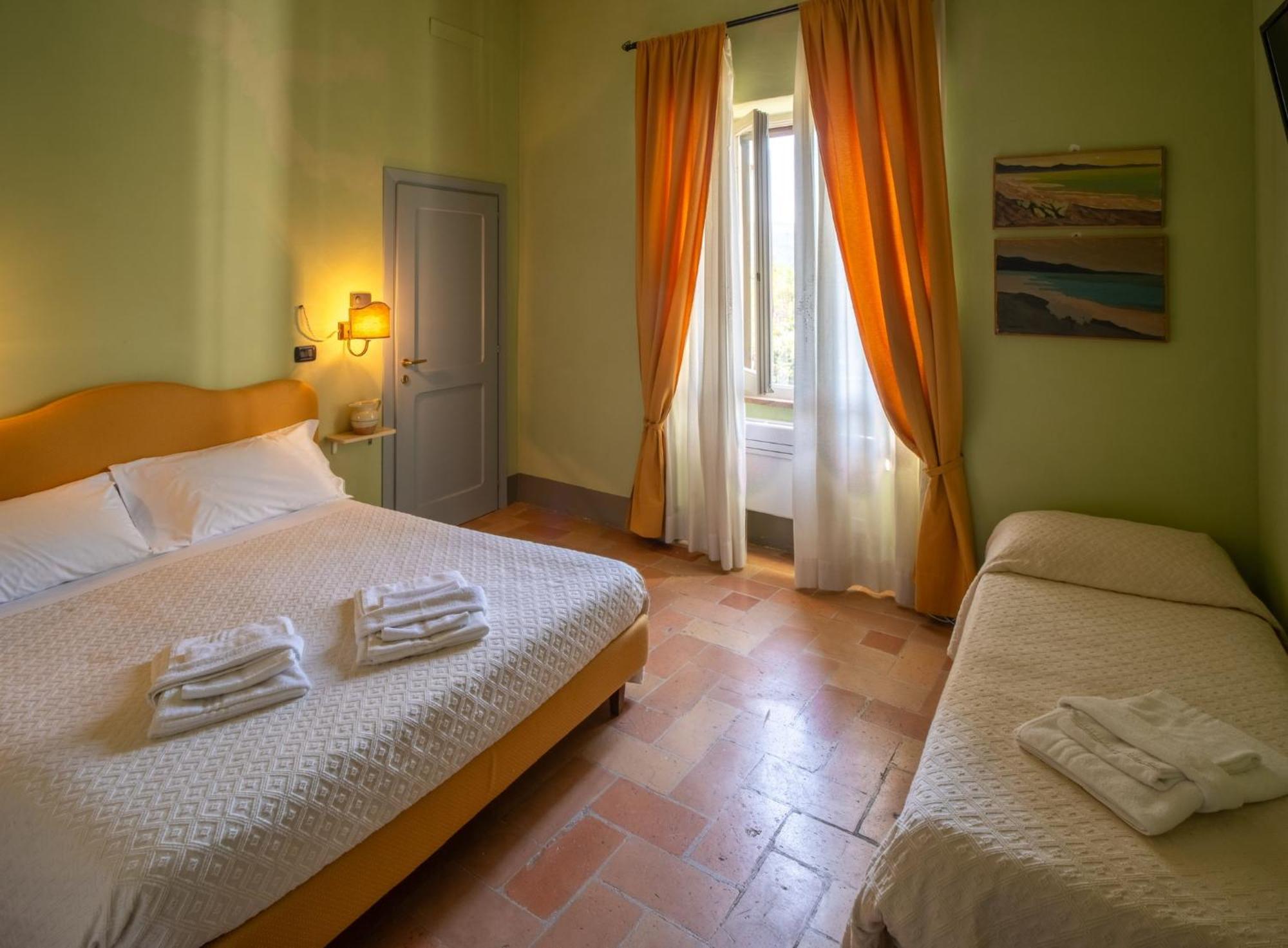 B&B Porta Perugina Беванья Экстерьер фото