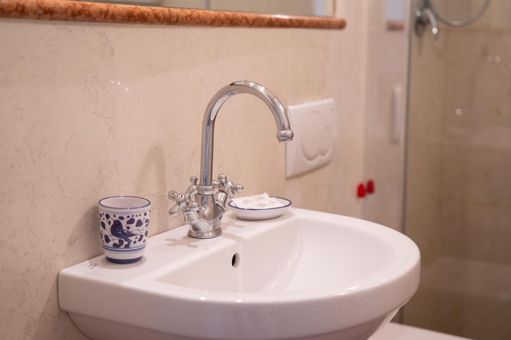 B&B Porta Perugina Беванья Экстерьер фото